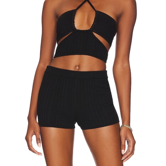 h:ours Sinclair Knit Short - Picture 1 of 3